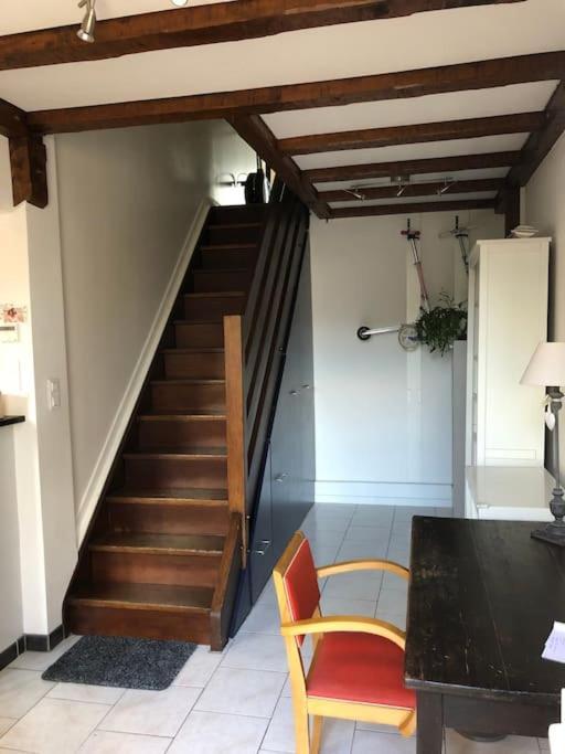 Appartement En Duplex Avec Parking Et Jardinet Бурж Екстериор снимка